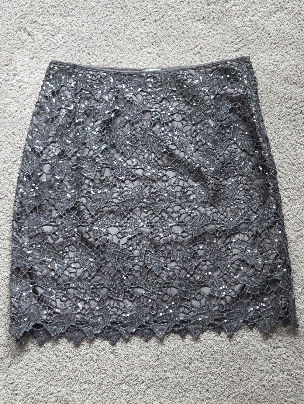 H&M Dark Grey Lace Overlay Scalloped Hem Mini Skirt, Size 8 Whimsigoth Festive